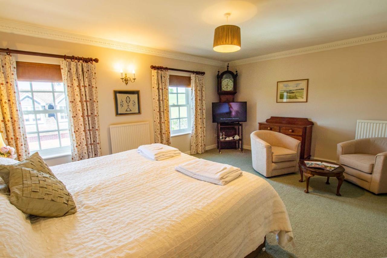 Austons Down Farm B&B Claverdon Dış mekan fotoğraf