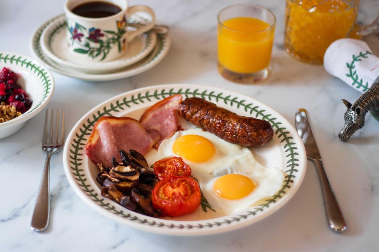 Austons Down Farm B&B Claverdon Dış mekan fotoğraf