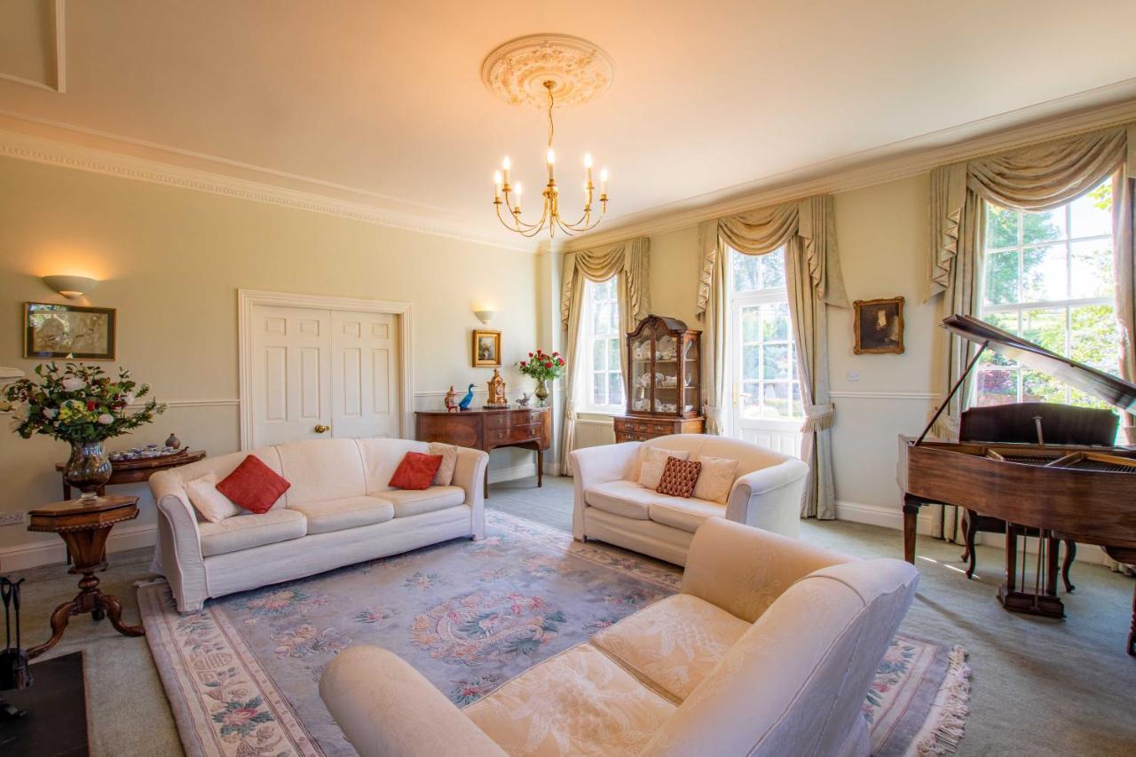 Austons Down Farm B&B Claverdon Dış mekan fotoğraf