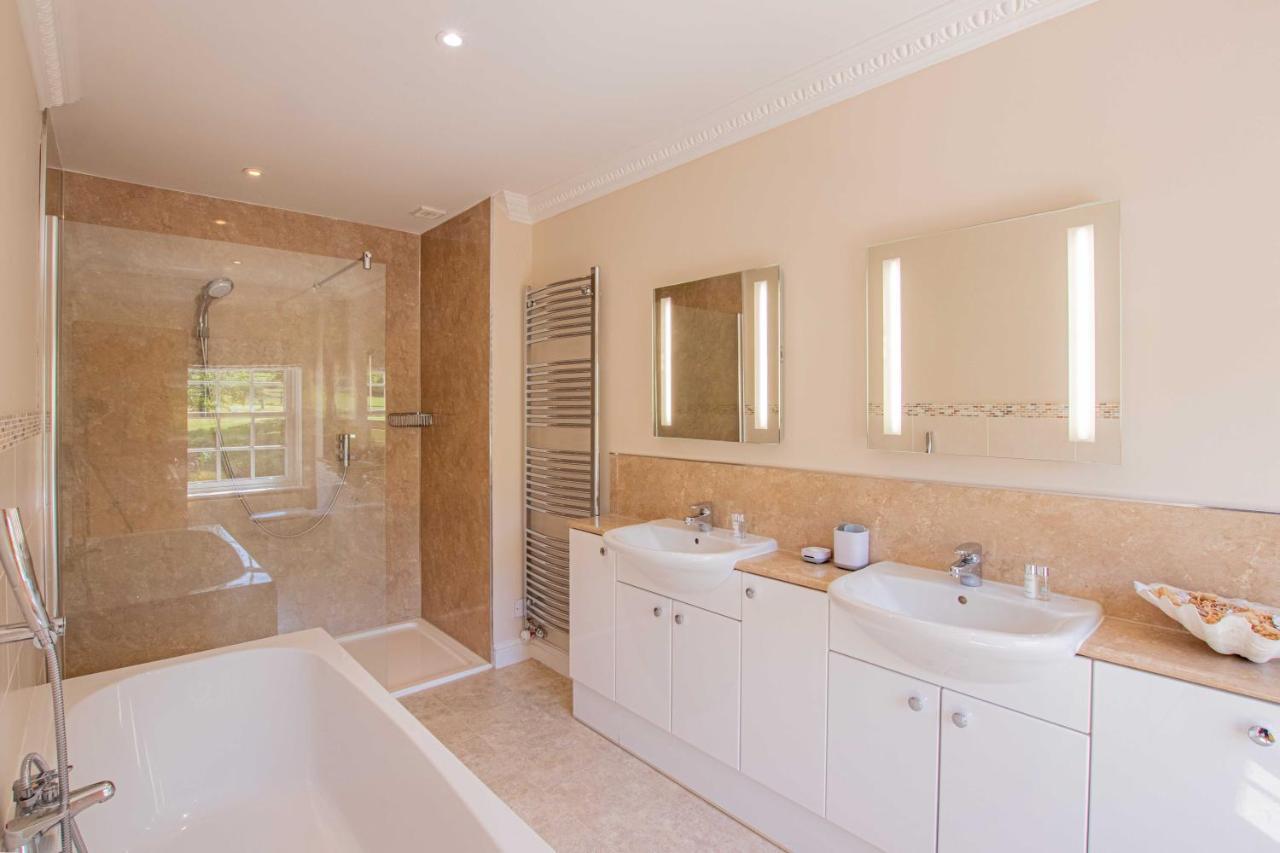 Austons Down Farm B&B Claverdon Dış mekan fotoğraf