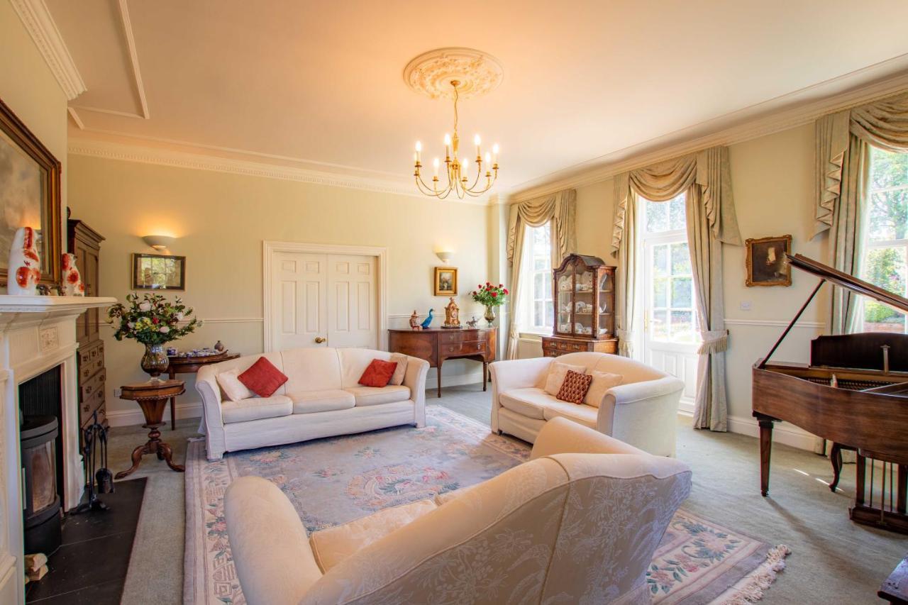 Austons Down Farm B&B Claverdon Dış mekan fotoğraf