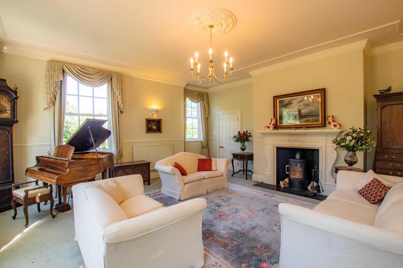 Austons Down Farm B&B Claverdon Dış mekan fotoğraf