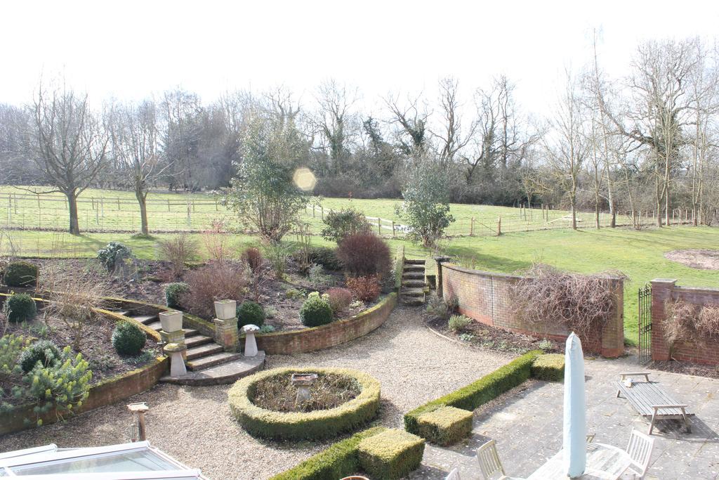 Austons Down Farm B&B Claverdon Dış mekan fotoğraf