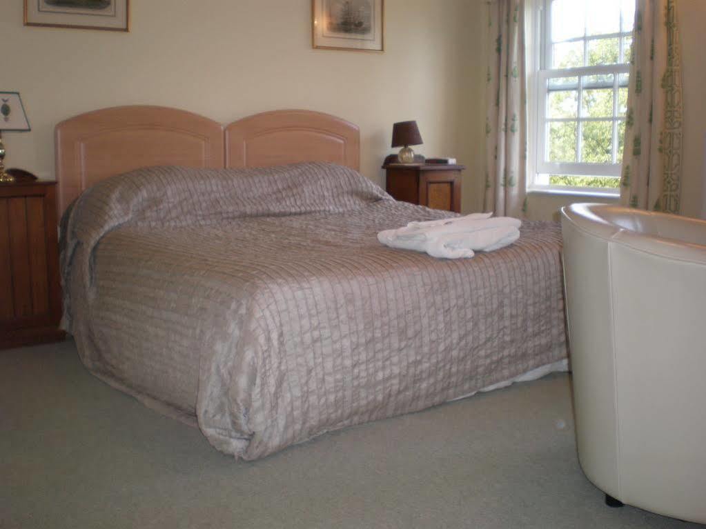 Austons Down Farm B&B Claverdon Dış mekan fotoğraf