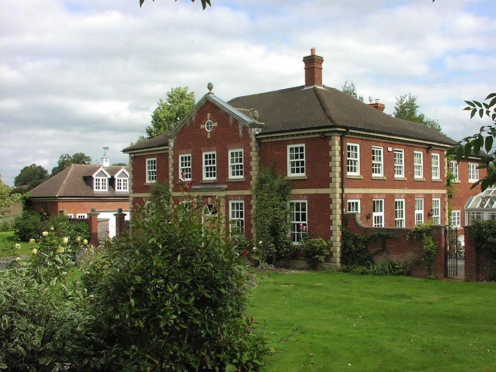 Austons Down Farm B&B Claverdon Dış mekan fotoğraf